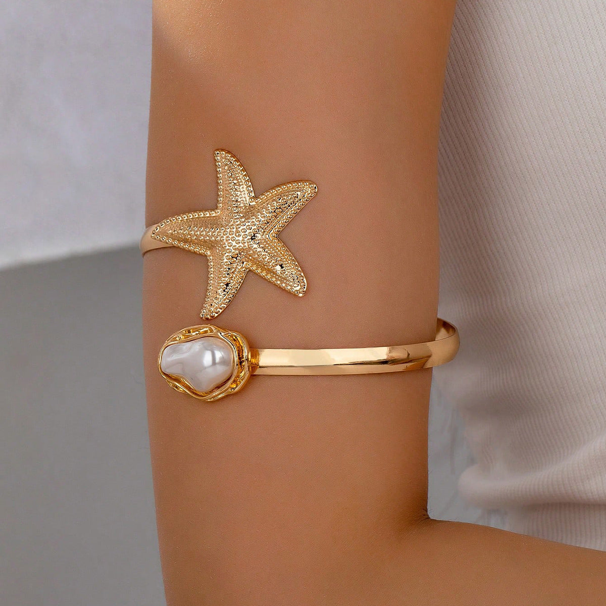 Beach-style Starfish Shell Pearl Open Arm Bracelet